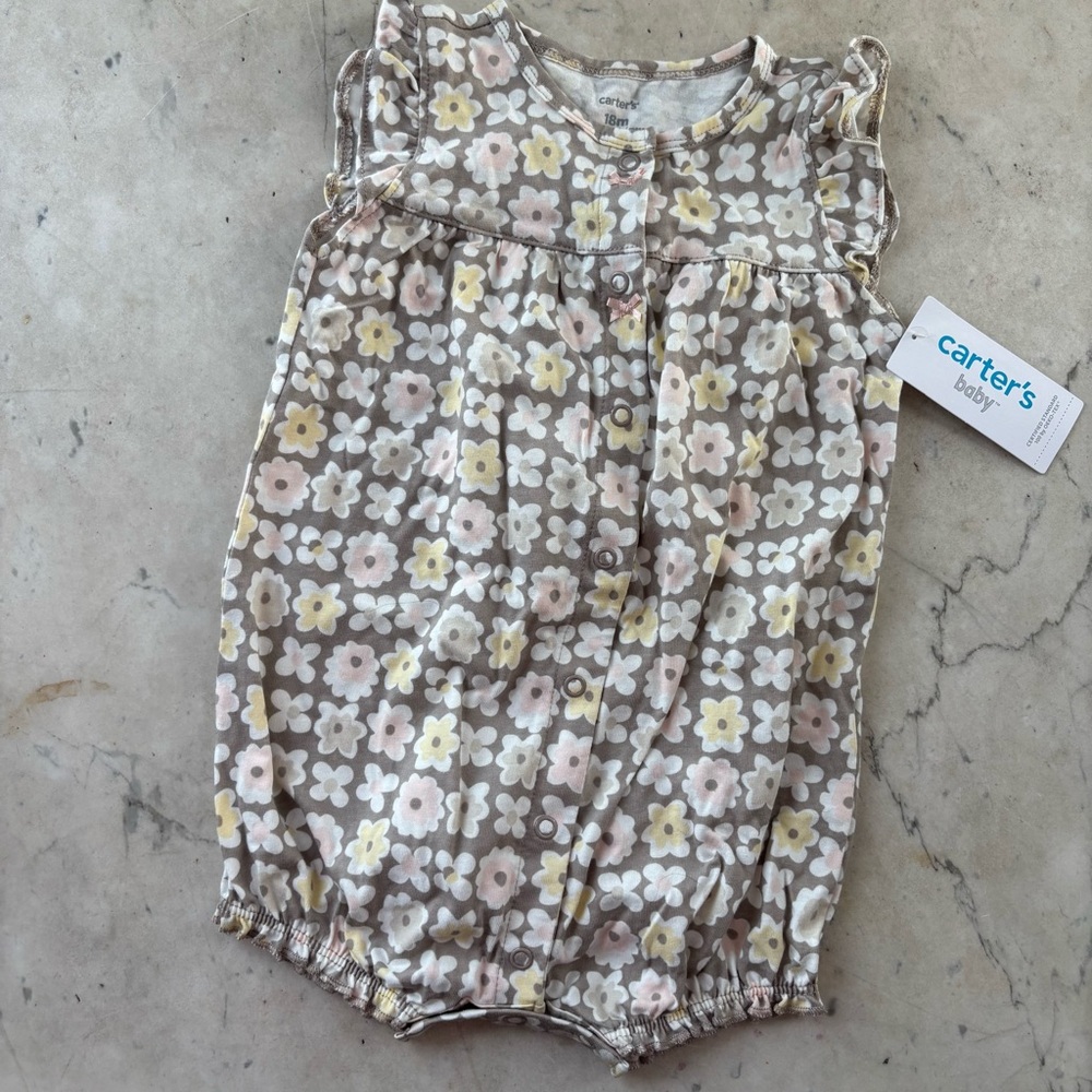 carter’s baby girl floral onesie 18m
